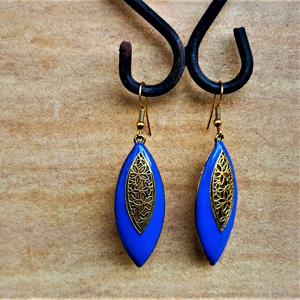 Traditional Golden base Earring Blue Jewelry Ear Rings Earrings Agtukart