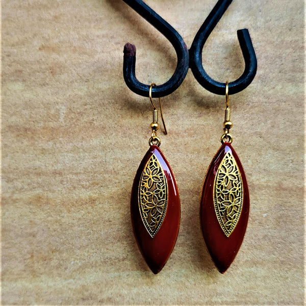 Traditional Golden base Earring Mehroon Jewelry Ear Rings Earrings Agtukart