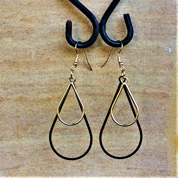 Black and Golden Danglers Drop Jewelry Ear Rings Earrings Agtukart