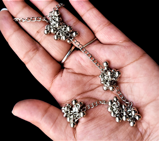 Single Chain necklace with silver beads Jewelry Necklace Agtukart