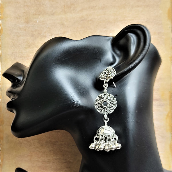 Silver medium size pattern earrings Jewelry Ear Rings Earrings Agtukart