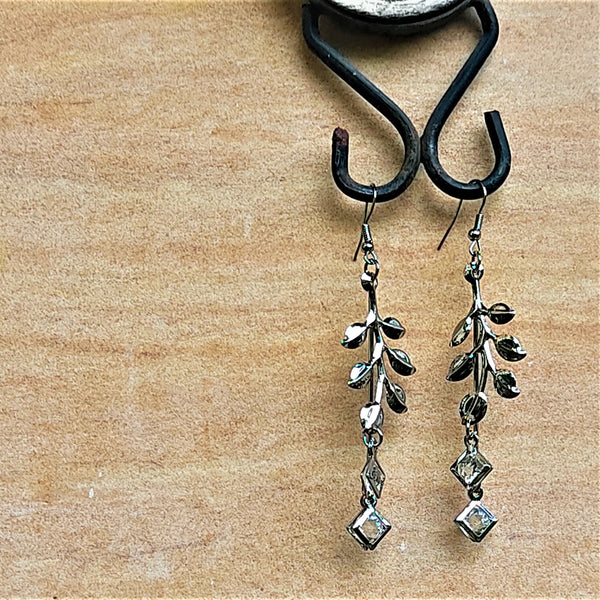 Leaf and Stem Silver Earrings Jewelry Ear Rings Earrings Agtukart